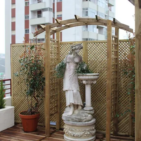 Garden Music Apartment